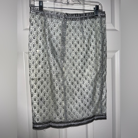 💎 NWT! Silver Glitter Skirt - Picture 2 of 8